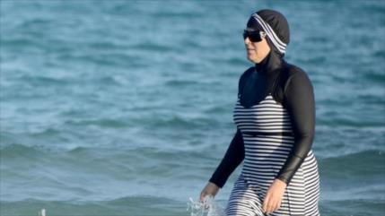 El Consejo de Estado de Francia suspende prohibición del burkini