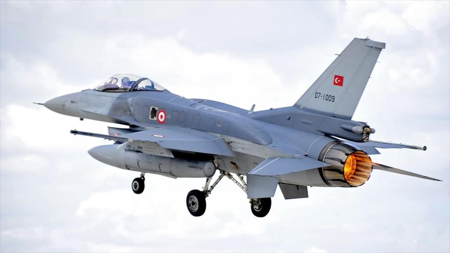 Avión de combate F-16C del Ejército de Turquía.