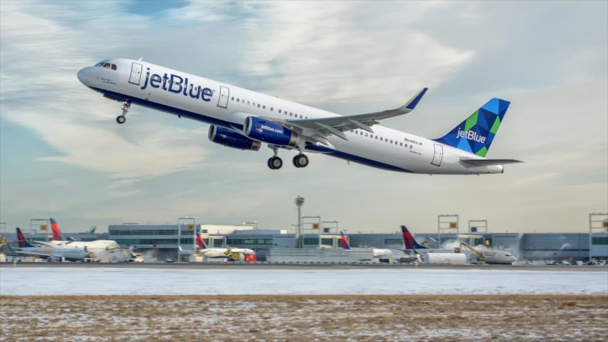 Un avión de la compañía estadounidense Jet Blue.