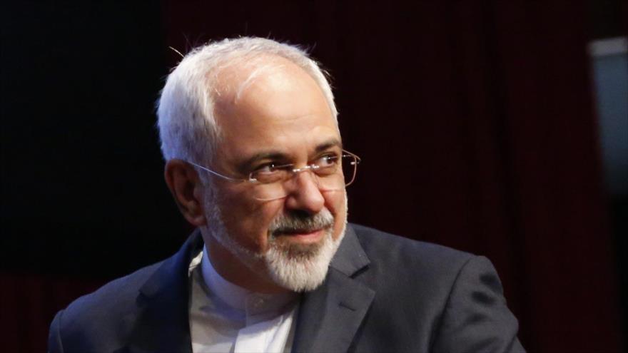 Zarif regresa a Irán tras concluir su gira por América Latina