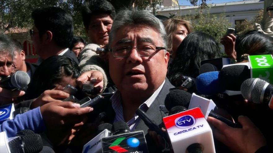 Vídeo muestra a viceministro boliviano siendo amenazado de muerte