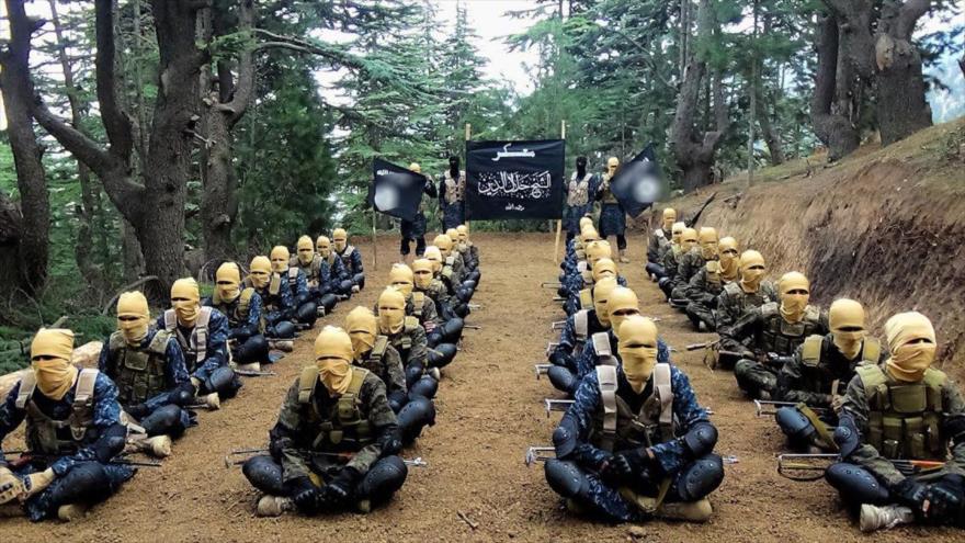 El grupo terrorista EIIL (Daesh, en árabe) en un campo de entrenamiento en el este de Afganistán.