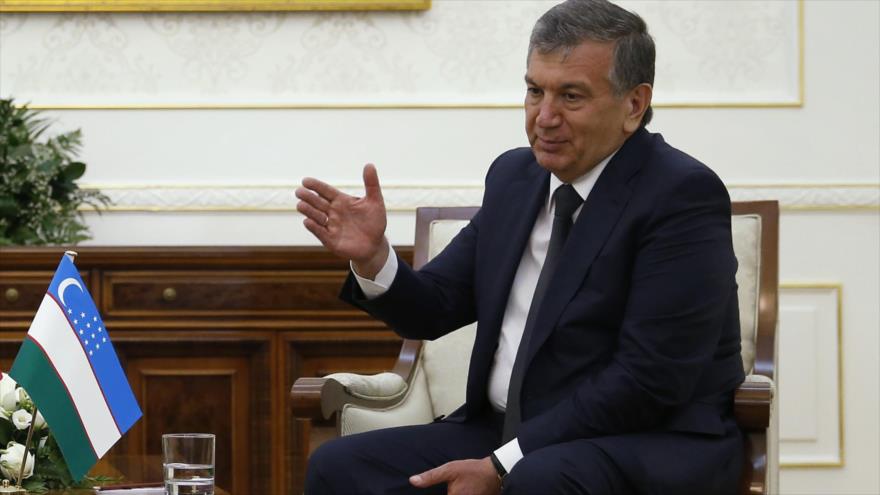 El primer ministro uzbeko Shavkat Mirziyoyev que asume la presidencia interina de Uzbekistán tras la muerte de Islam Karimov. 
