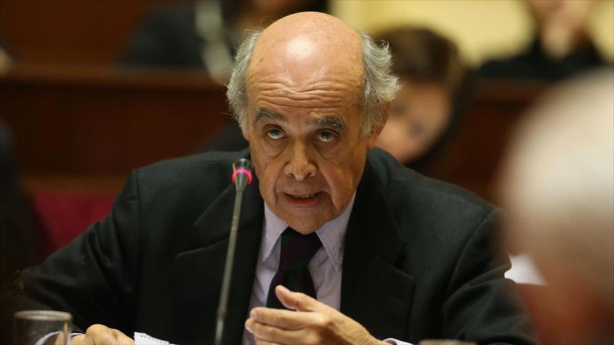 El canciller peruano, Ricardo Luna.