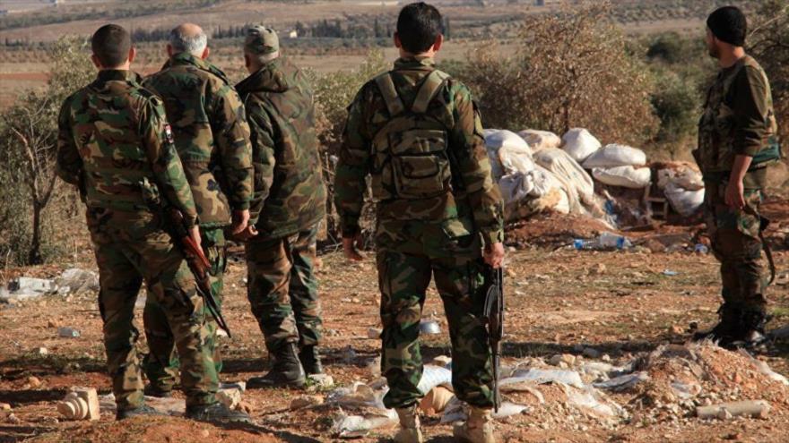 Fuerzas sirias repelen ataques del grupo terrorista EIIL (Daesh, en árabe) en Deir al-Zur, situada en el este de Siria.