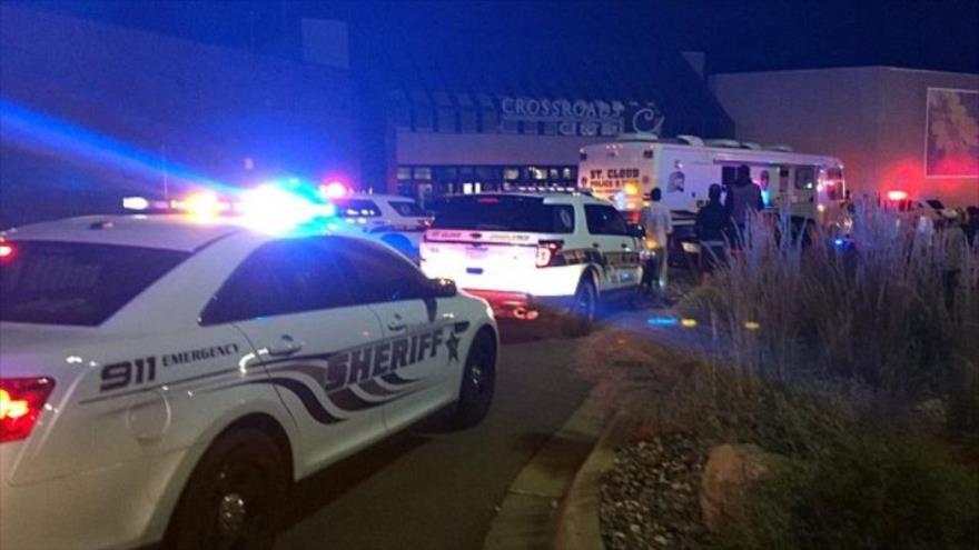 Entrada del centro comercial Crossroads de la ciudad de Saint Cloud, en el estado de Minnesota (norte de EE.UU.), tras una agresión múltiple con cuchillo, 18 de septiembre de 2016.