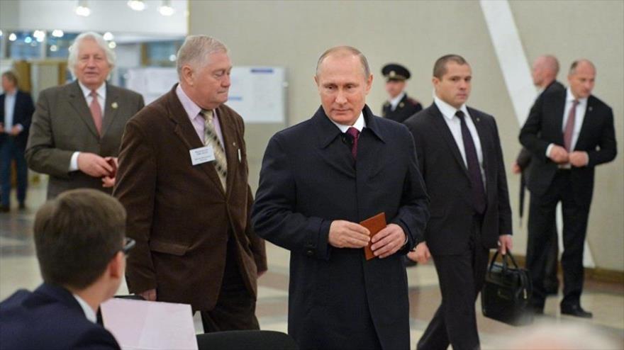 El presidente ruso, Vladimir Putin, durante las elecciones legislativas de la Duma de Estado (Cámara Baja del Parlamento ruso), 18 de septiembre de 2016.