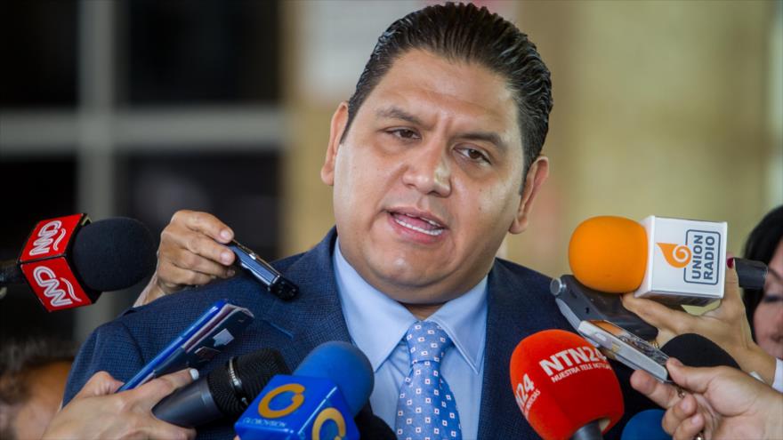 El rector del Consejo Nacional Electoral (CNE) de Venezuela, Luis Emilio Rondón.
