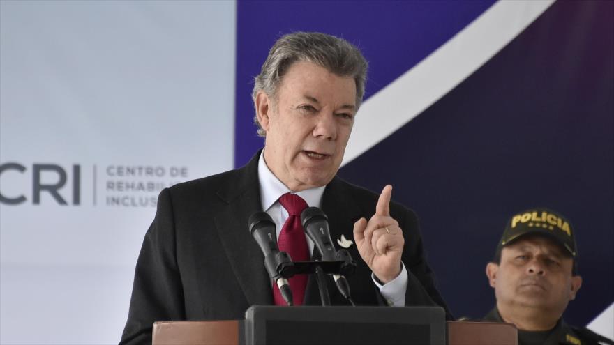 El presidente de Colombia, Juan Manuel Santos, pronuncia un discurso durante la apertura del Centro de Rehabilitación Integral para los soldados y policías víctimas de los conflictos armados, en Bogotá, 29 de agosto de 2016.