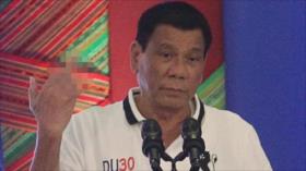 El presidente filipino muestra su dedo medio a Unión Europea