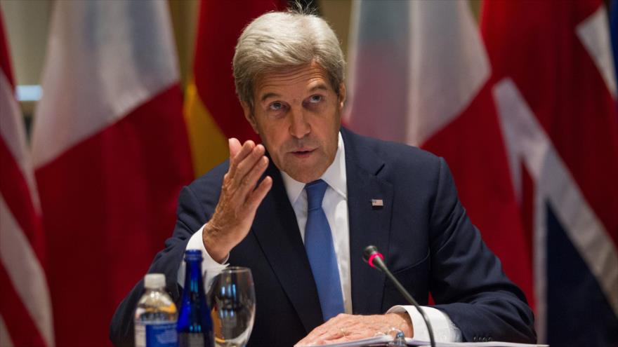 El secretario de Estado estadounidense, John Kerry, hace comentarios durante una reunión ministerial en la Universidad de Tufts en Medford, Massachusetts, el 24 de septiembre.