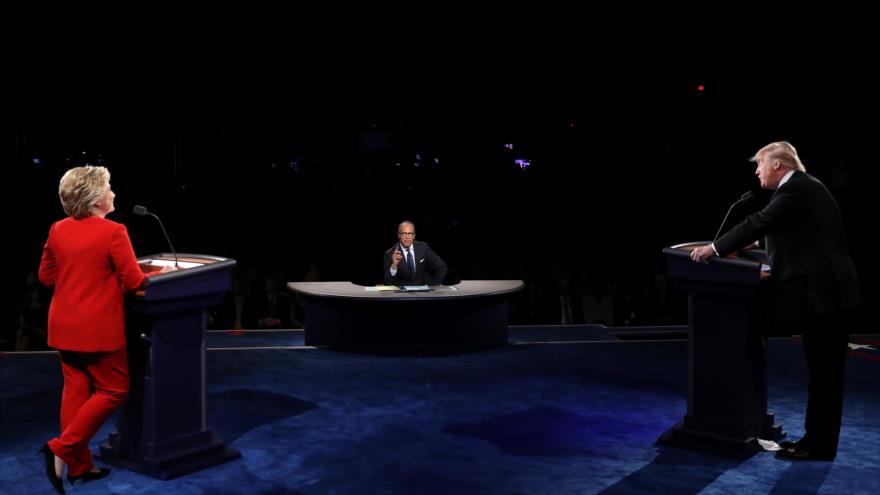 Los dos principales candidatos a la Presidencia de EE.UU., Hillary Clinton (izquierda) y Donald Trump, durante su primer debate, 26 de septiembre de 2016.