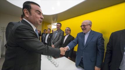 Renault e IDRO firman un acuerdo para fabricar coches en Irán