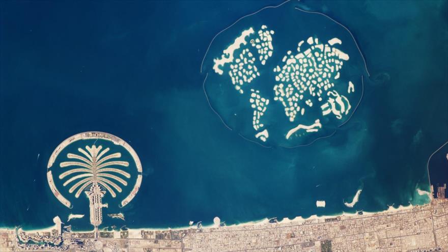 El archipielago The World en la costa de Dubai, uno de los siete emiratos que conforman los Emiratos Árabes Unidos (EAU).