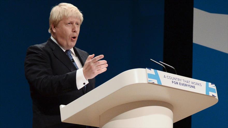 El ministro británico de Exteriores, Boris Johnson, ofrece un discurso en el congreso anual del Partido Conservador, en la ciudad británica de Birmingham, 2 de octubre de 2016.