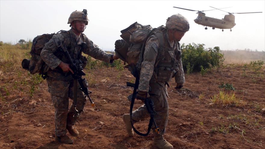 Soldados estadounidenses en una maniobra militar conjunta con fuerzas filipinas.