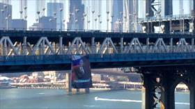 Policía de EEUU remueve gigantesca imagen de Putin en Nueva York