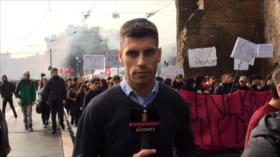 Estudiantes italianos marchan contra los recortes a la educación
