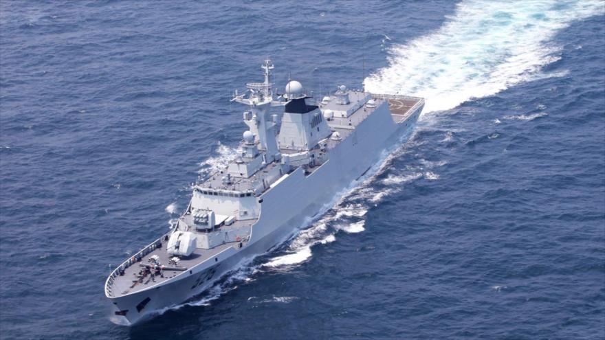 La fragata Maanshan Tipo 054 perteneciente al Ejército de China.
