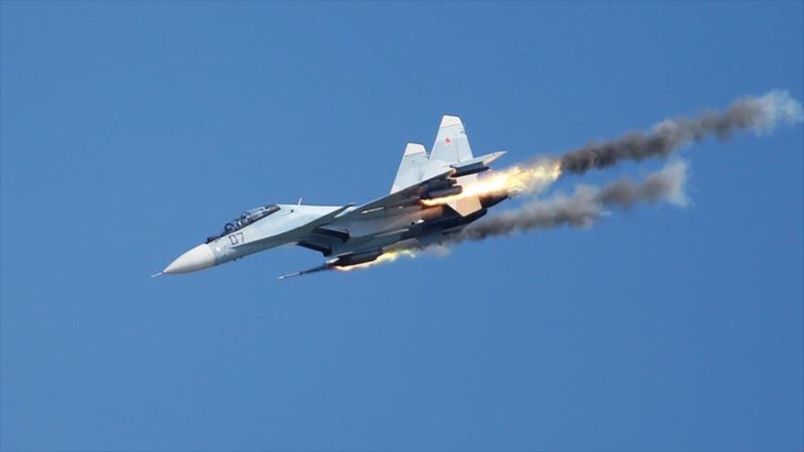 Un cazabombardero Sujoi Su-35 de las Fuerzas Aeroespaciales de Rusia.