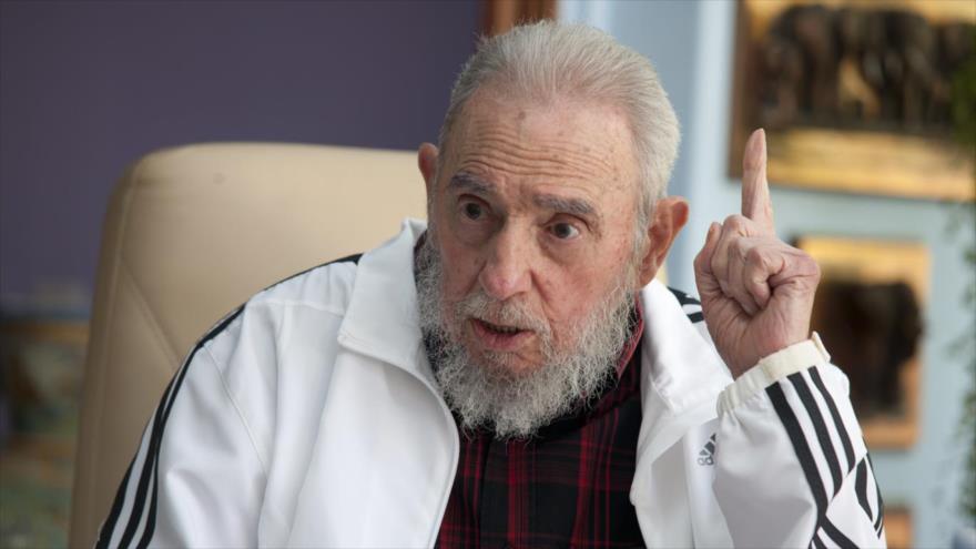 El líder de la Revolución Cubana, Fidel Castro durante un encuentro con el presidente de Rusia, Vladimir Putin, en La Hablana (Cuba).