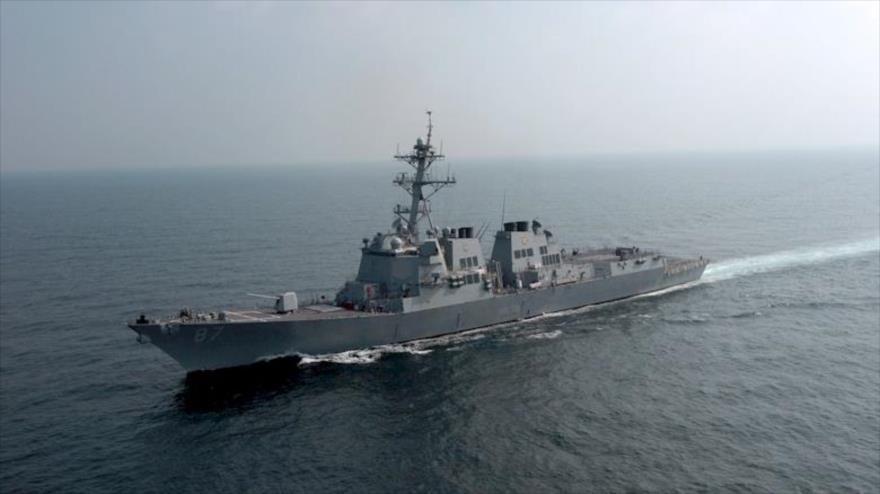 El destructor estadounidense USS Mason (DDG-87).