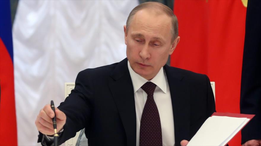 El presidente ruso, Vladimir Putin, durante una reunión del gabinete en el Kremlin, en Moscú (Rusia).