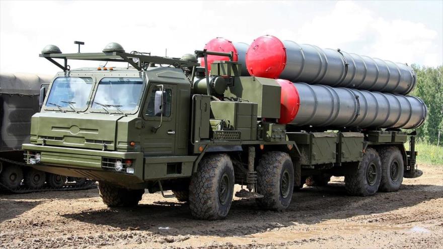 Sistema antiaéreo de fabricación rusa S-400.
