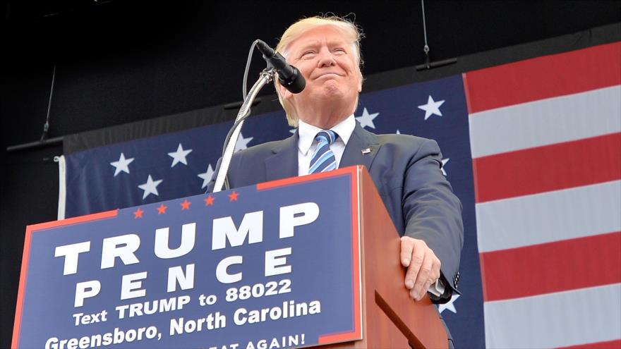 El candidato republicano a la Casa Blanca, Donald Trump, en una campaña electoral en Greensboro, California del Norte, 14 de octubre de 2016.