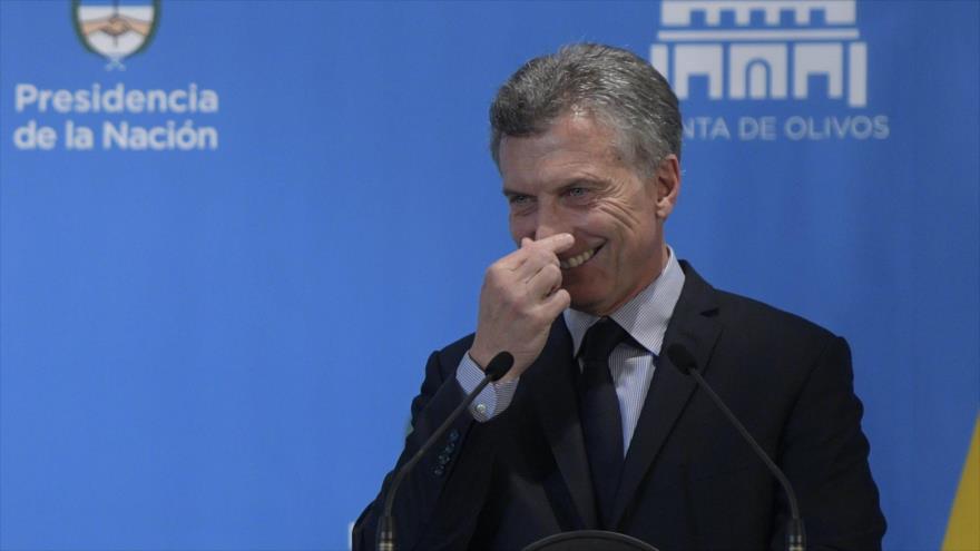 Video: Macri balbucea y no responde pregunta sobre Malvinas