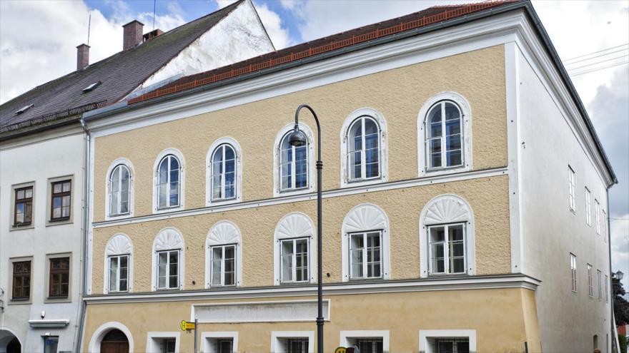 Una foto sacada el 20 de septiembre de 2012, muestra la casa natal del dictador nazi Adolf Hitler (1889-1945) en Braunau am Inn, norte de Austria.