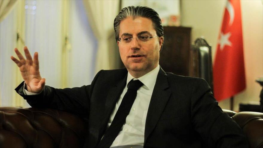 Reza Hakan Tekin, el embajador turco en Teherán, la capital de Irán.