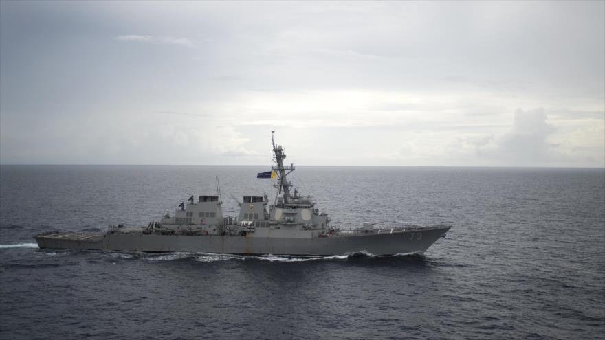 El buque estadounidense USS Decatur (DDG-73) opera en Mar de China meridional, el 13 de octubre de 2016.