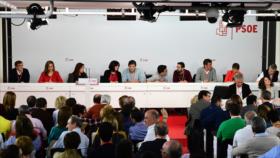 Comité Federal del PSOE vota abstenerse en investidura de Rajoy