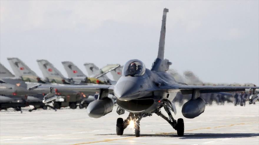 Los cazas F-16 de la Aviación turca desplegados en una base aérea de este país euroasiático. 