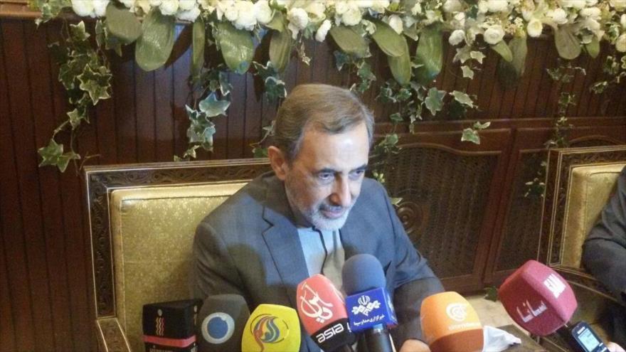 El asesor del Líder de la Revolución Islámica de Irán, Ali Akbar Velayati.