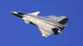 Video: China presume de su potencia aérea con caza furtivo J-20