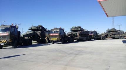 Ejército turco envía tanques hacia la frontera iraquí
