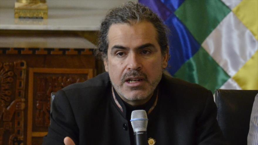 El vicecanciller boliviano, Juan Carlos Alurralde, durante una conferencia de prensa, 3 de junio de 2016.