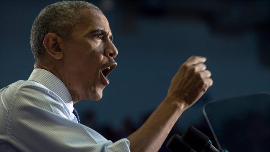 El presidente de EE.UU., Barack Obama, habla durante un mitin electoral de la candidata demócrata a la Casa Blanca, Hillary Clinton, en Florida, 3 de noviembre de 2016.