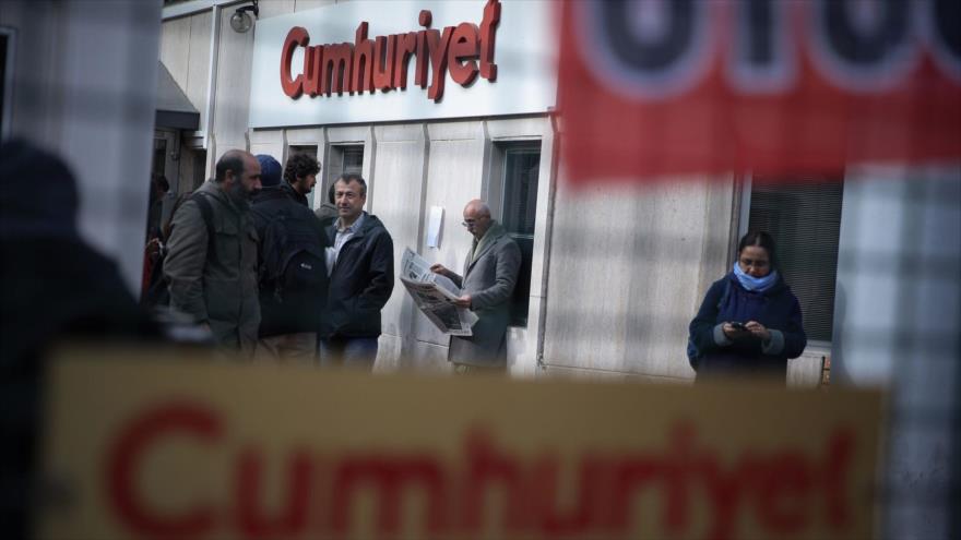 Sede del diario opositor turco Cumhuriyet en Estambul. 