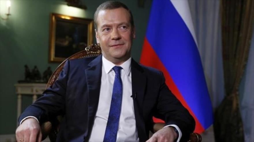 El primer ministro de Rusia, Dimitri Medvedev, durante una entrevista con el canal 2 israelí en Moscú, 5 de noviembre de 2016.