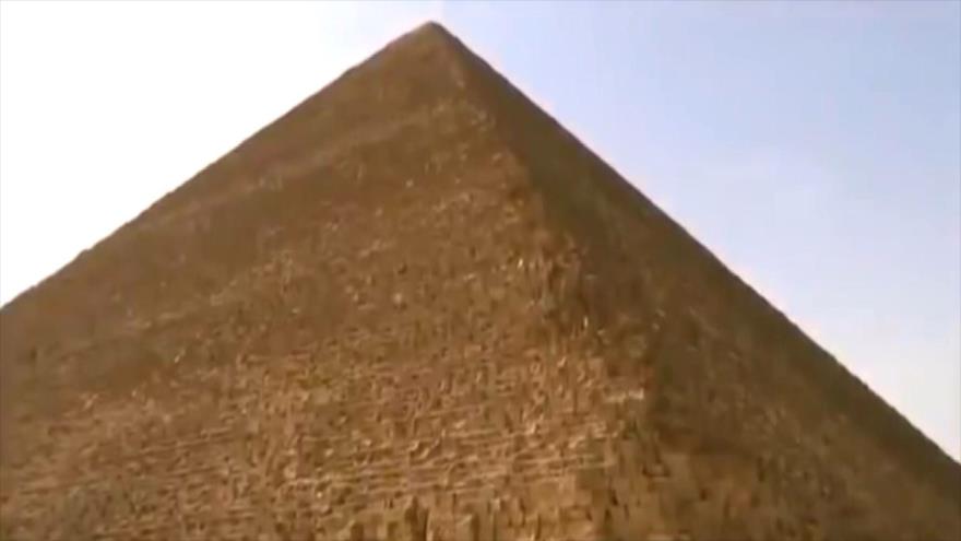 Las pirámides de Giza, maravillas misteriosas del mundo | HISPANTV