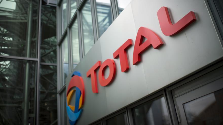 Sede de la petrolera francesa Total en el barrio de negocios distrito La Défense, situado al oeste de París (capital francesa), octubre de 2014.