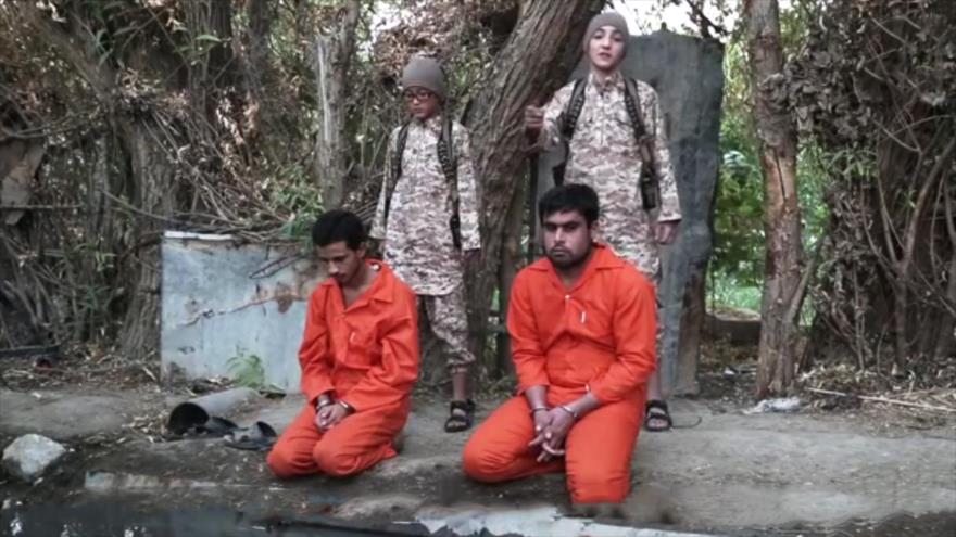 Vídeo: Niño soldado ruso de Daesh amenaza con matar a Putin