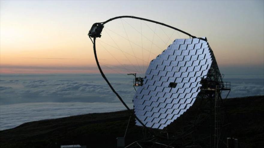 Astrofísicos reciben una señal emitida antes de crearse la Tierra | HISPANTV