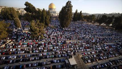 Netanyahu apoya limitar la llamada a la oración de las mezquitas