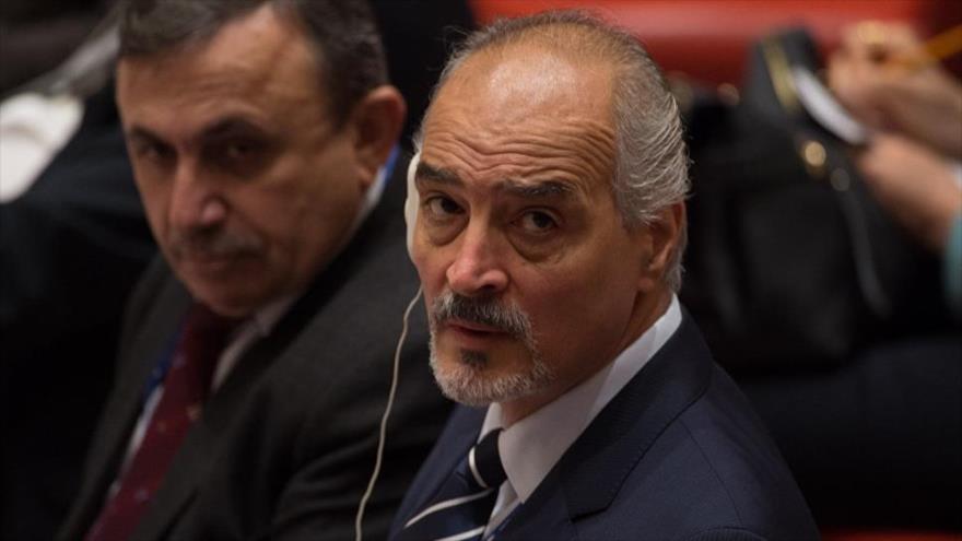 El embajador sirio ante la ONU, Bashar al-Yafari, durante una sesión del Consejo de Seguridad de las Naciones Unidas (CSNU) en Nueva York, 25 de septiembre de 2016.