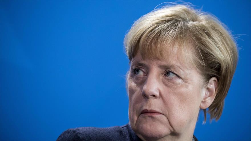 La canciller alemana, Angela Merkel, durante una rueda de prensa en la oficina de la Cancillería en Berlín (capital alemana), 2 de noviembre de 2016.