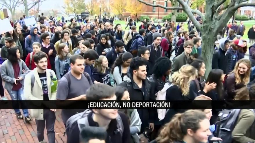 Estudiantes de EEUU siguen sus protestas contra Trump